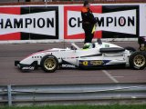 Thruxton 30/08/2004: Andrew lining up on the grid for race two